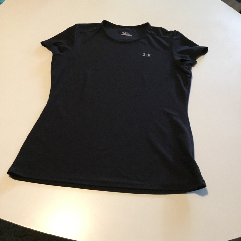 BUNDLE OF 4 NIKE AND UNDERARMOUR TSHIRTS - Picture 9 of 10